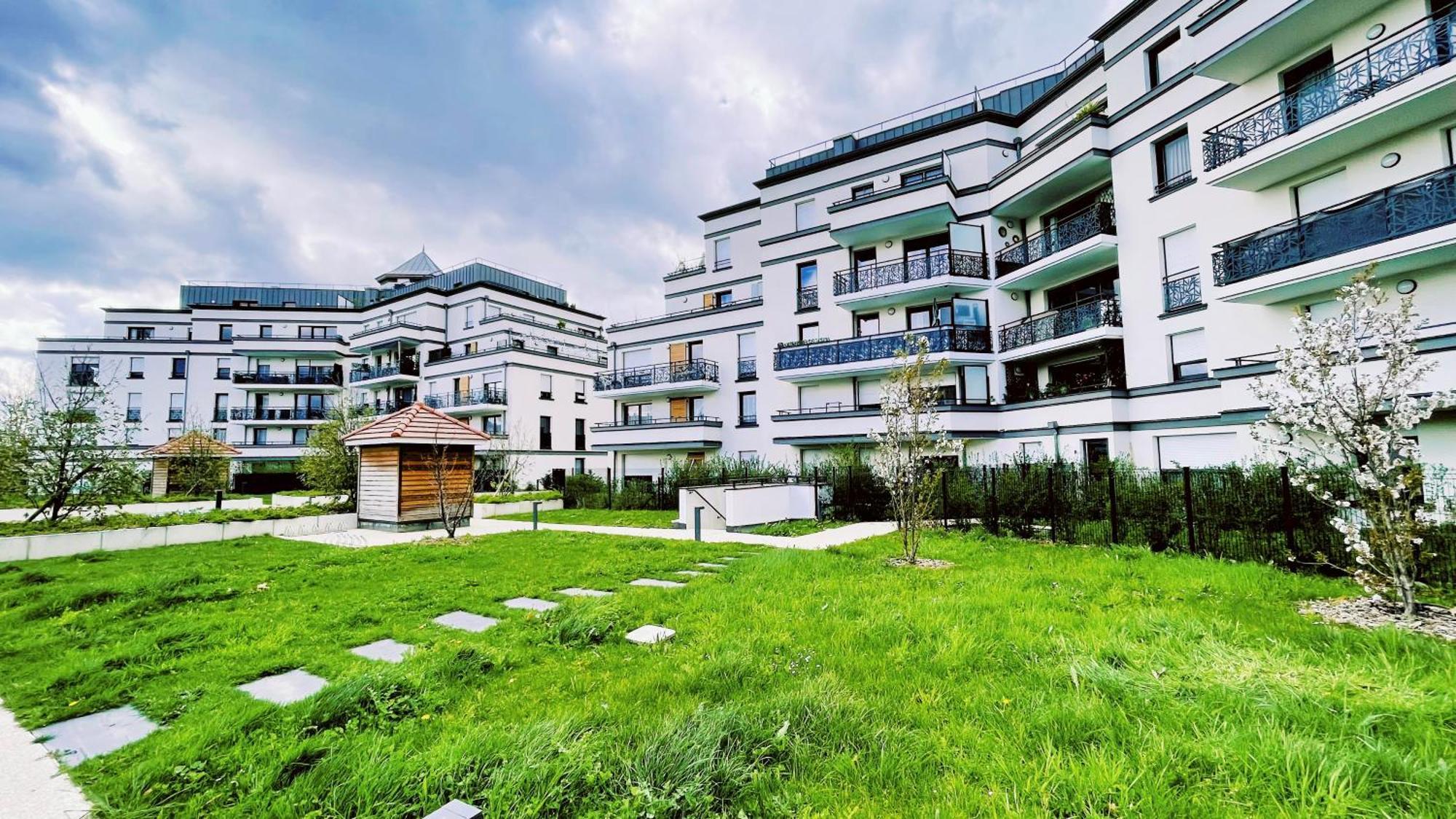 Le Lion D'Or - Parking - Netflix - Wifi - Nerf Apartment Bussy-Saint-Georges Ngoại thất bức ảnh