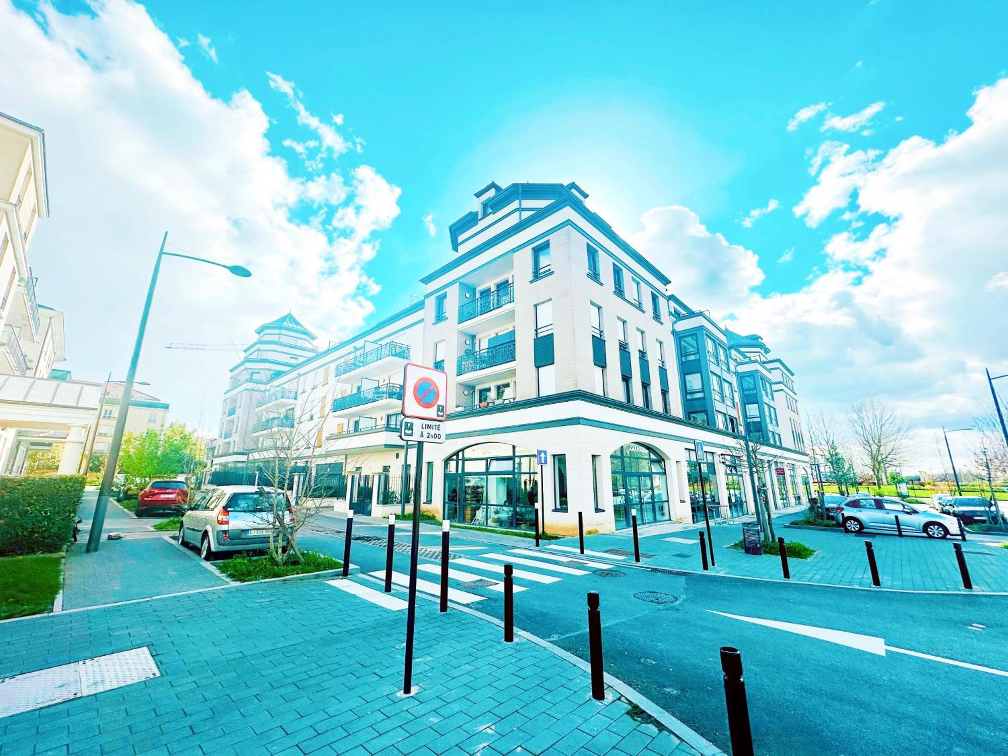 Le Lion D'Or - Parking - Netflix - Wifi - Nerf Apartment Bussy-Saint-Georges Ngoại thất bức ảnh