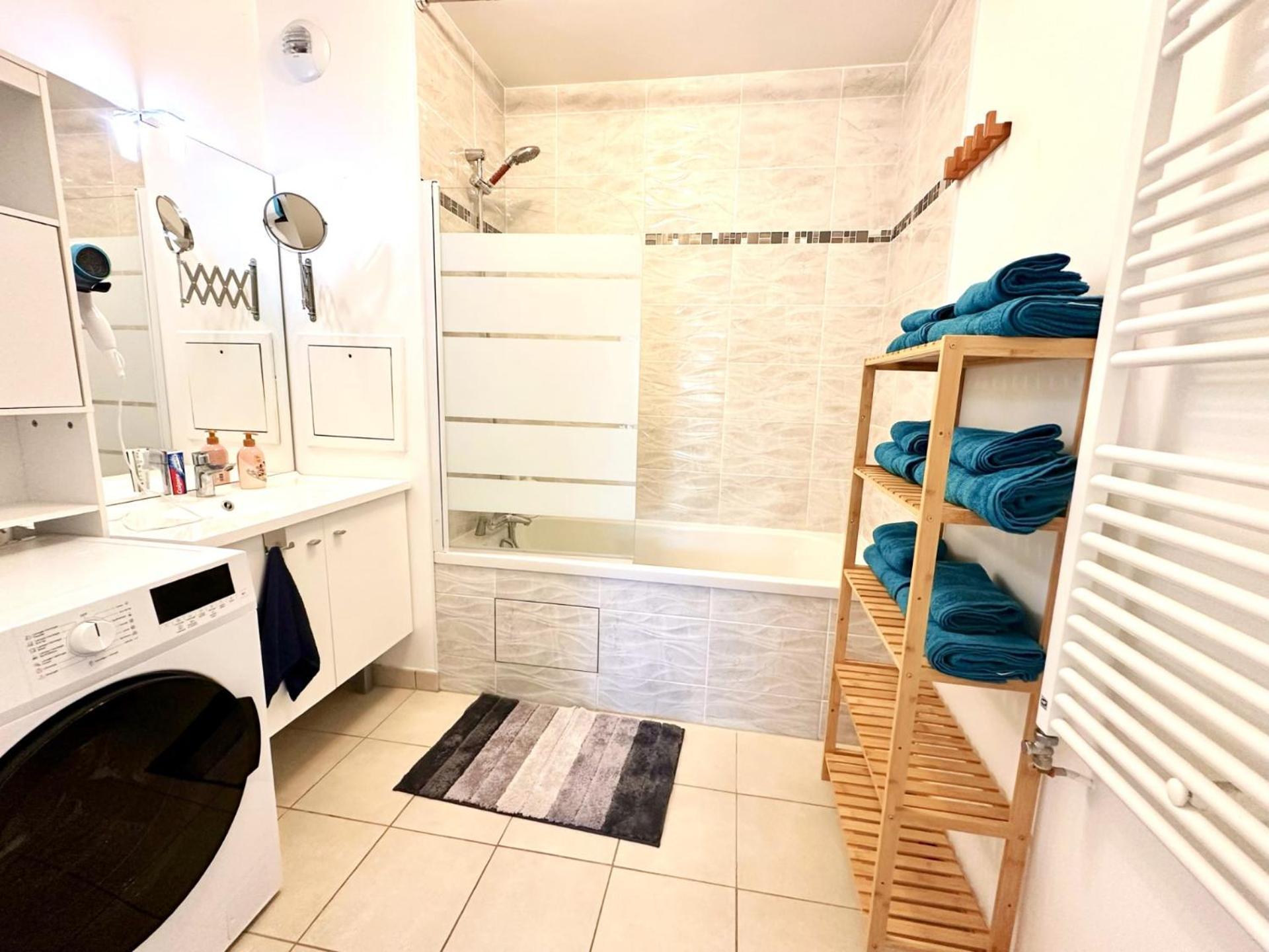 Le Lion D'Or - Parking - Netflix - Wifi - Nerf Apartment Bussy-Saint-Georges Ngoại thất bức ảnh