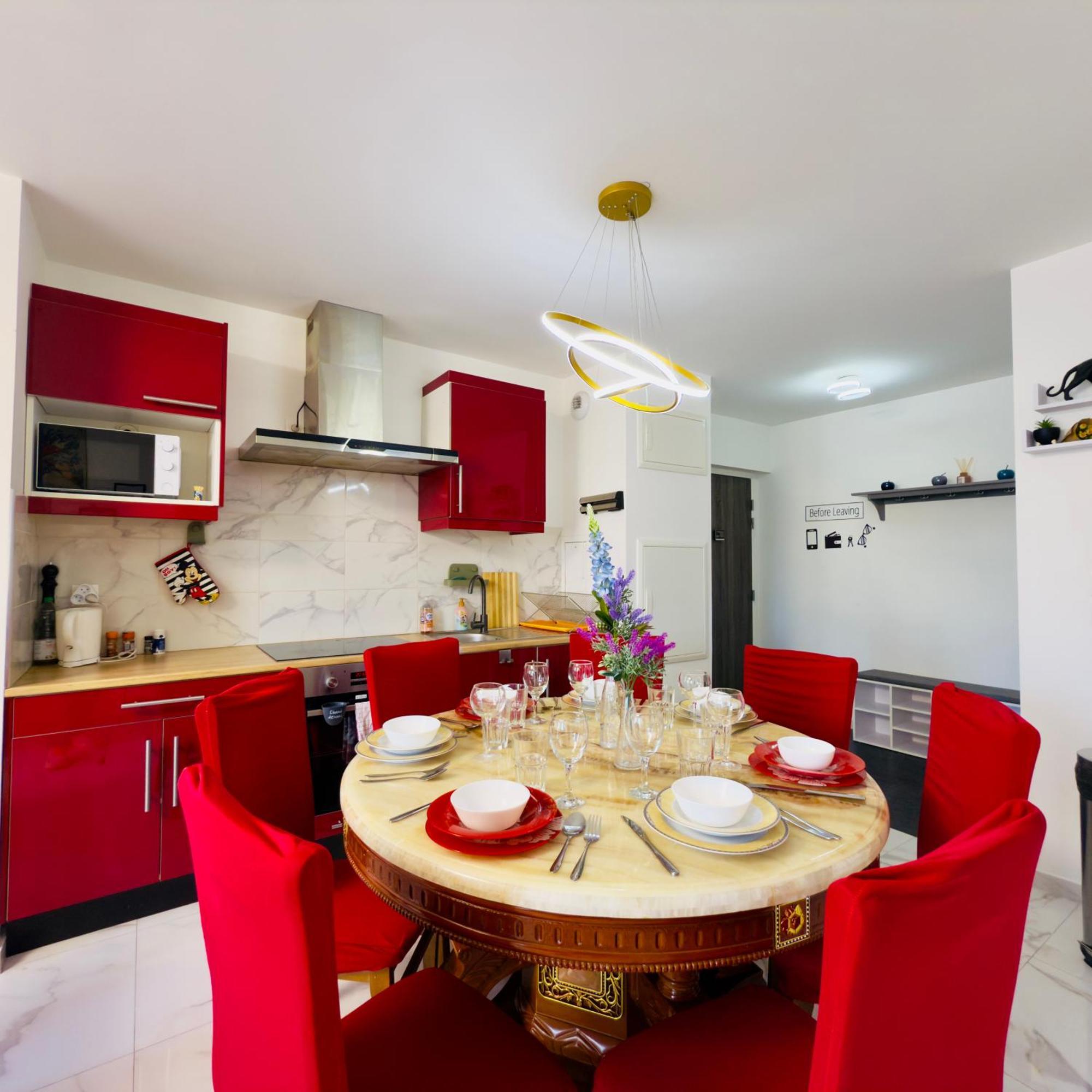Le Lion D'Or - Parking - Netflix - Wifi - Nerf Apartment Bussy-Saint-Georges Ngoại thất bức ảnh